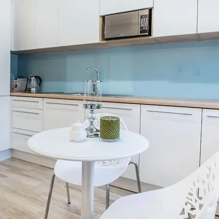 Old Town Apartments - T32-2